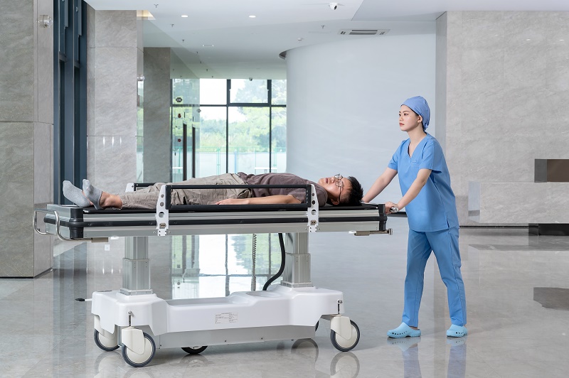 Comment transférer un patient alité en toute sécurité ?